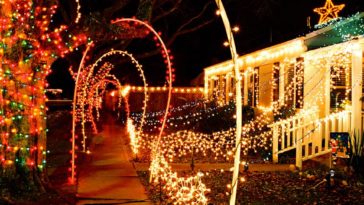 Best Outdoor Christmas Entryway Decoration Idea