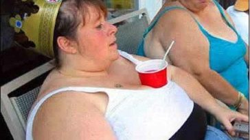 Funny Fat Woman Picture Of You Ever Seen Such A Cup Holder